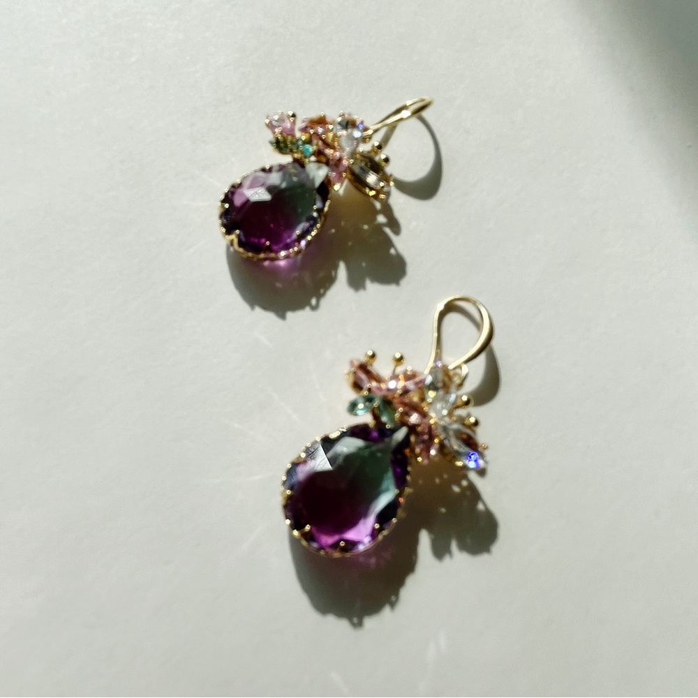 💲⬇️ 2-Tone Blue Purple Ombre Zircon Butterfly Drop Dangle Earrings NWT - Picture 4 of 13